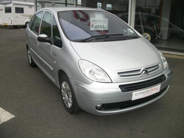 2006 1.6 HDi 92 Desire 5dr Diesel Estate